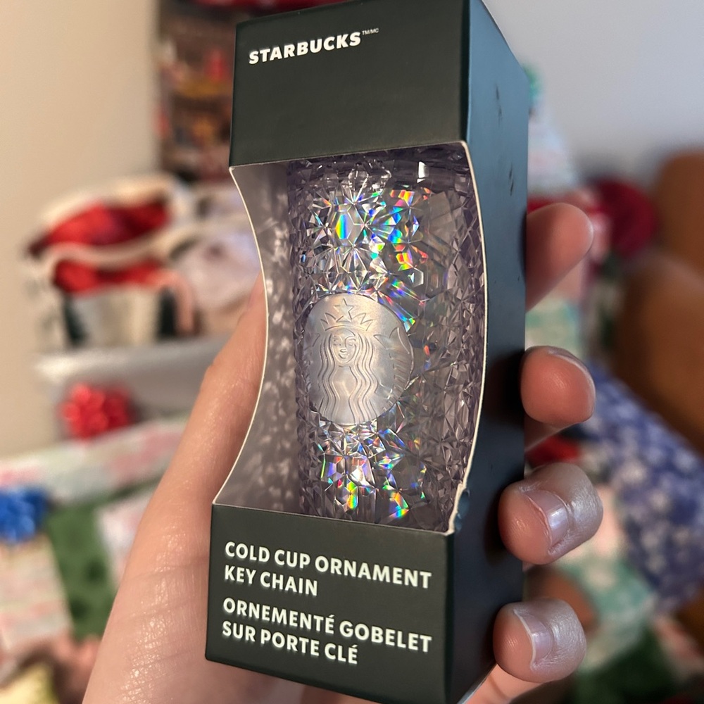 Starbucks Mini Cold Cup Keychain 🧜🏻‍♀️🎄🪩